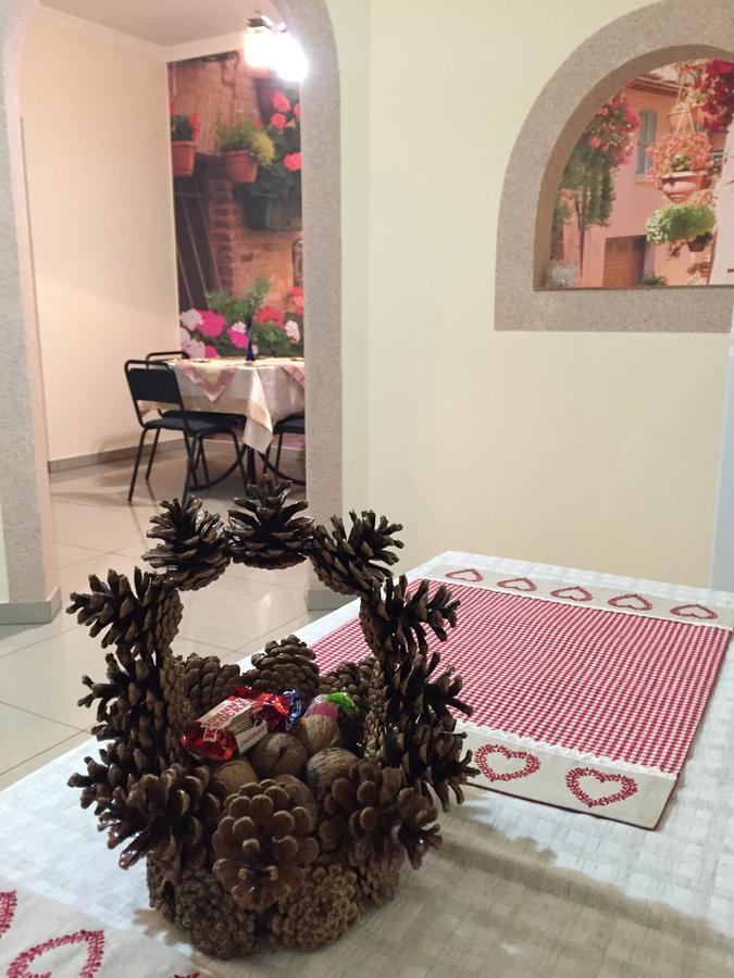 Franc Hotel Yasinia Bagian luar foto