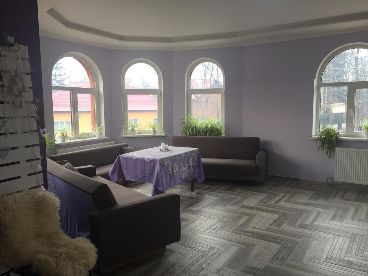 Franc Hotel Yasinia Bagian luar foto